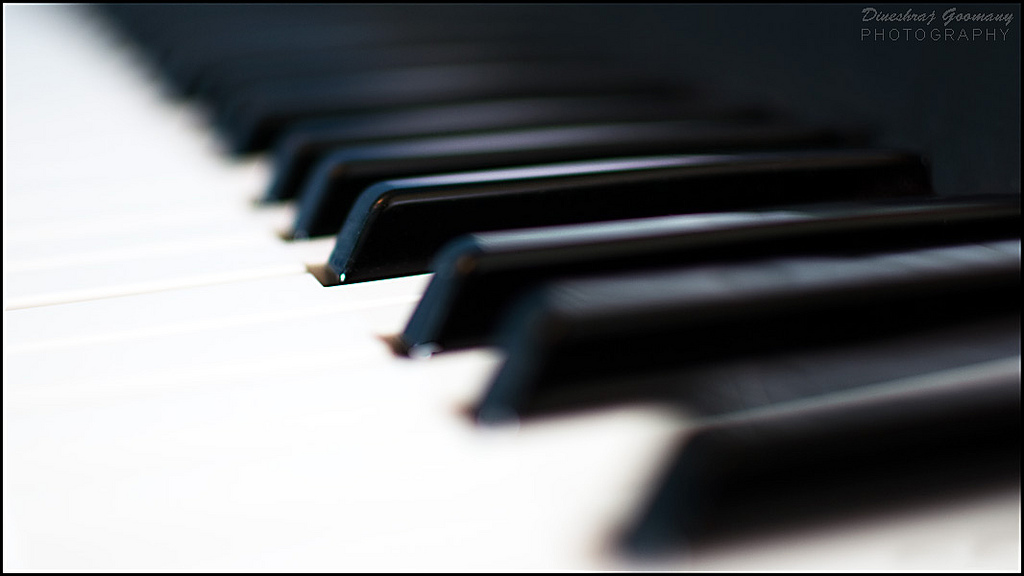 piano-klavier-hintergrundbild